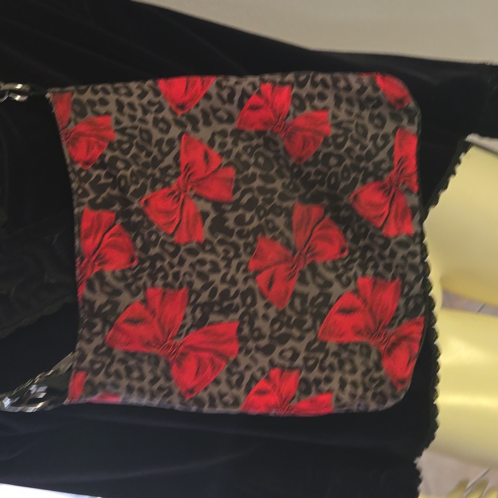 Betsry Johnson Bowsl Leppard Print Crossbody Purse - Picture 6 of 12